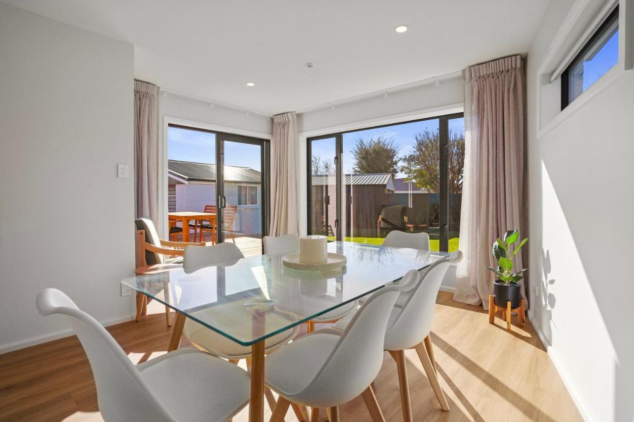 Private, Family-Friendly Home, 4Br By Airport & Free Parking Christchurch Exterior photo